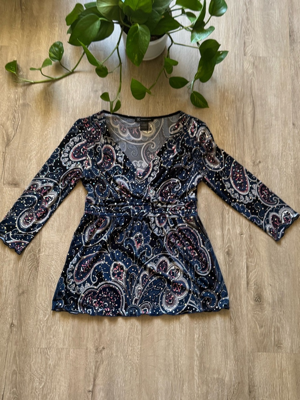VTG y2K Sequin Paisley Print Babydoll Top